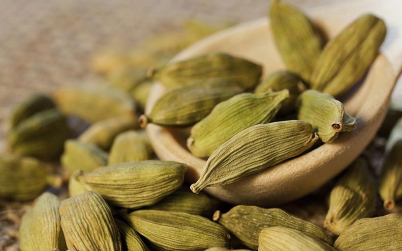 Proprietà e benefici del cardamomo