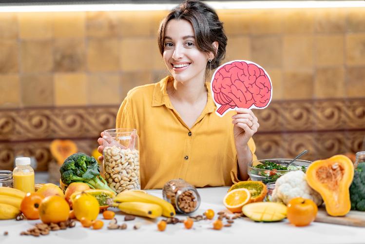 alimentazione per la demenza, cibo per il cervello, demenza senile e alimentazione, alimentazione anziani dieta anziani